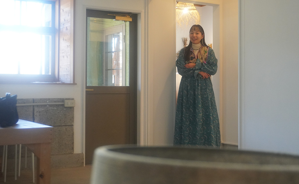 nioki with AMKUPi（ニウーキ ウィズ アムクピ）　金子朱々佳