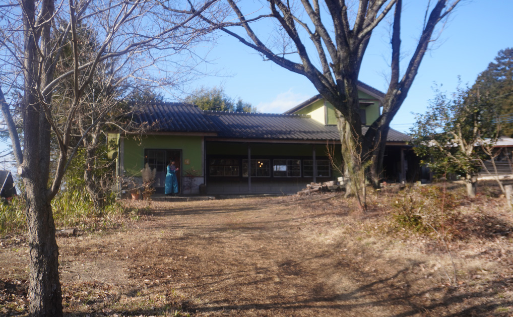 nioki with AMKUPi（ニウーキ ウィズ アムクピ）　金子朱々佳