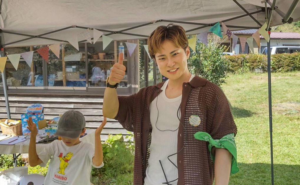 nioki with AMKUPi（ニウーキ ウィズ アムクピ）　金子朱々佳