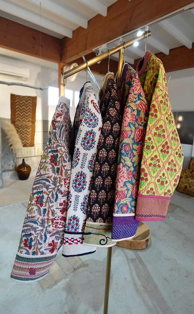 nioki with AMKUPi（ニウーキ ウィズ アムクピ）　金子朱々佳