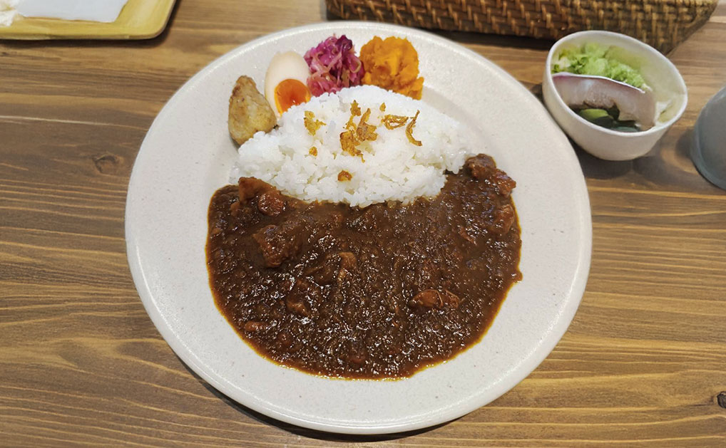 牛すじカレー