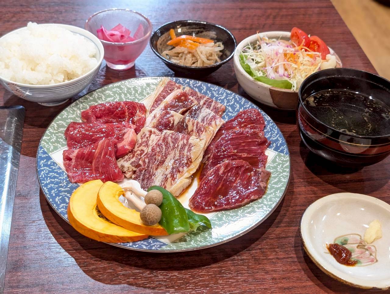 焼肉ましこ(茶力経ヶ坂)